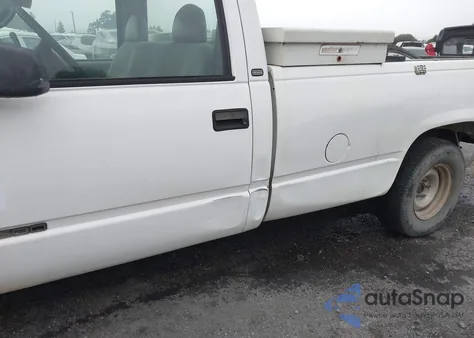 1997 Chevrolet C1500 Fleetside from USA, damaged, VIN 1GCEC14W3VZ256685